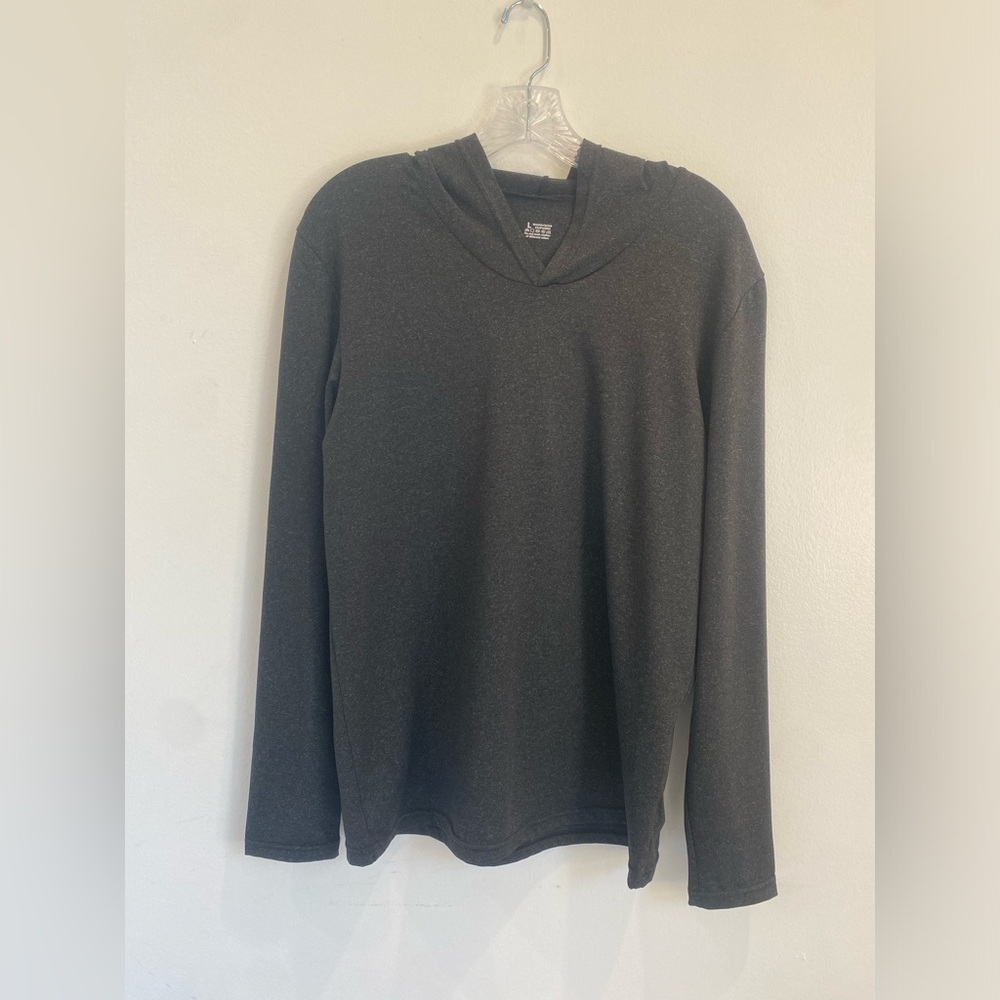 Lightweight Slim Fit Long Sleeve Hooded Casual Workout Top Pull Over Men Large